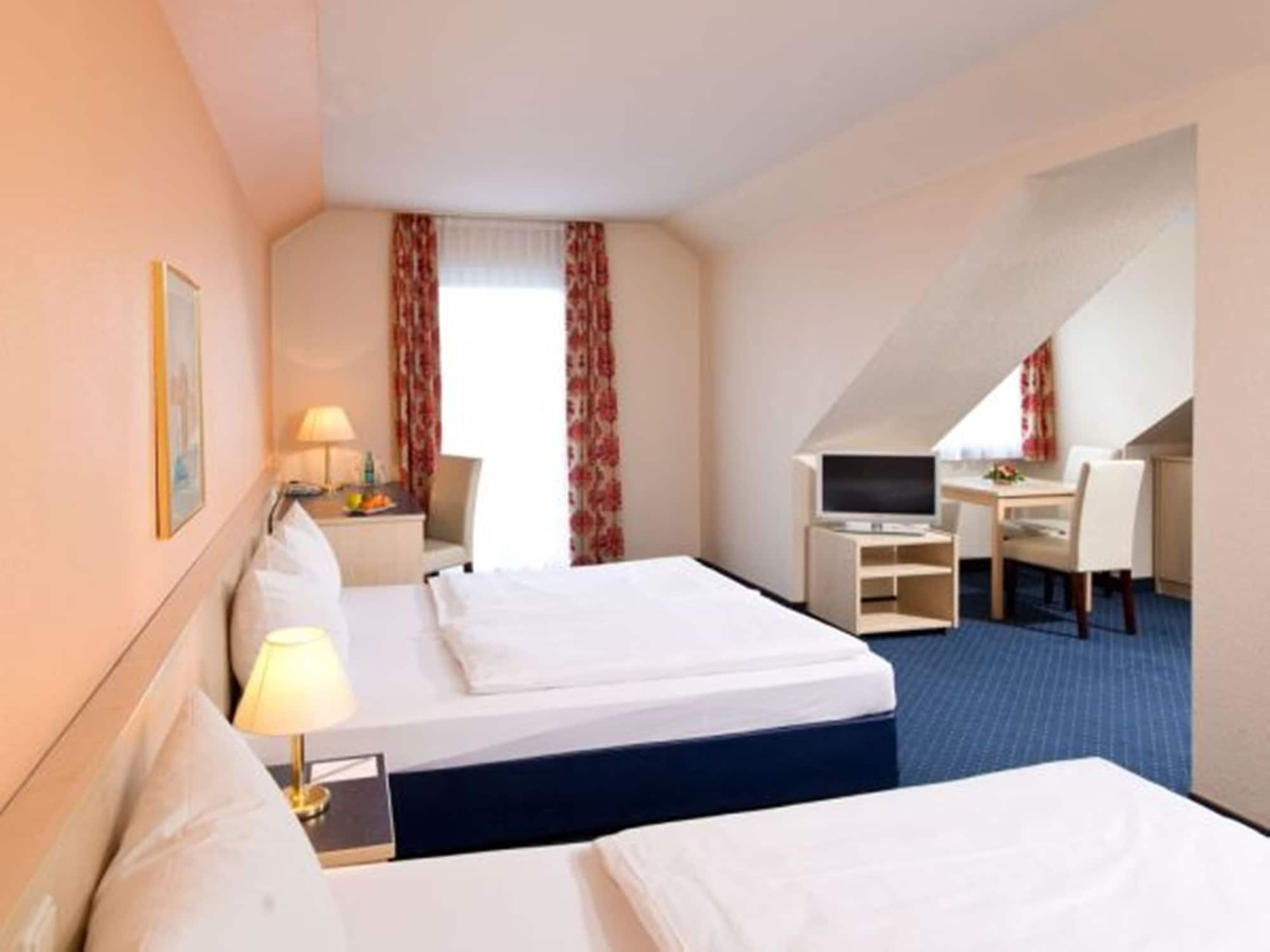 Achat Hotel Leipzig Messe Экстерьер фото