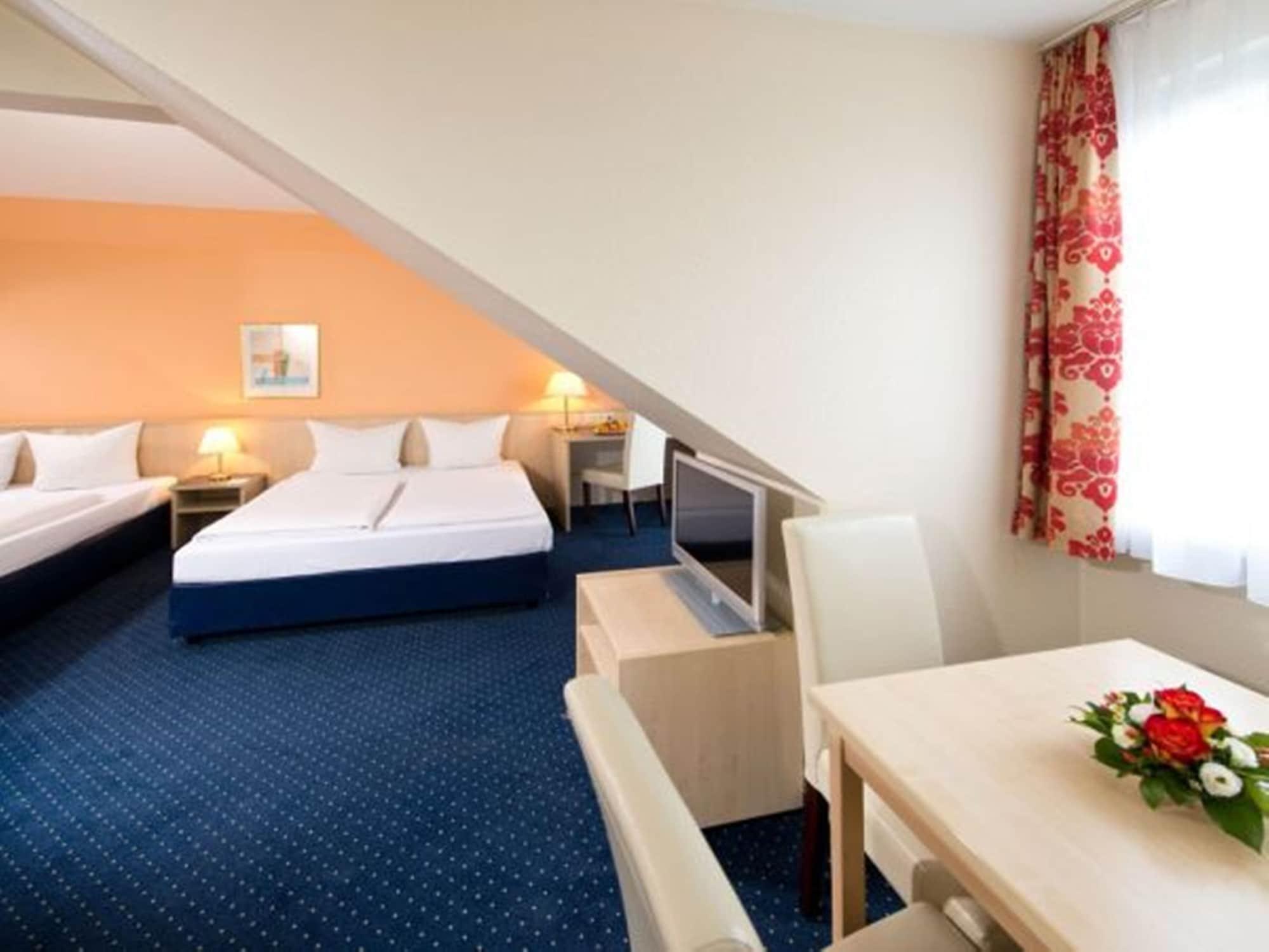 Achat Hotel Leipzig Messe Экстерьер фото