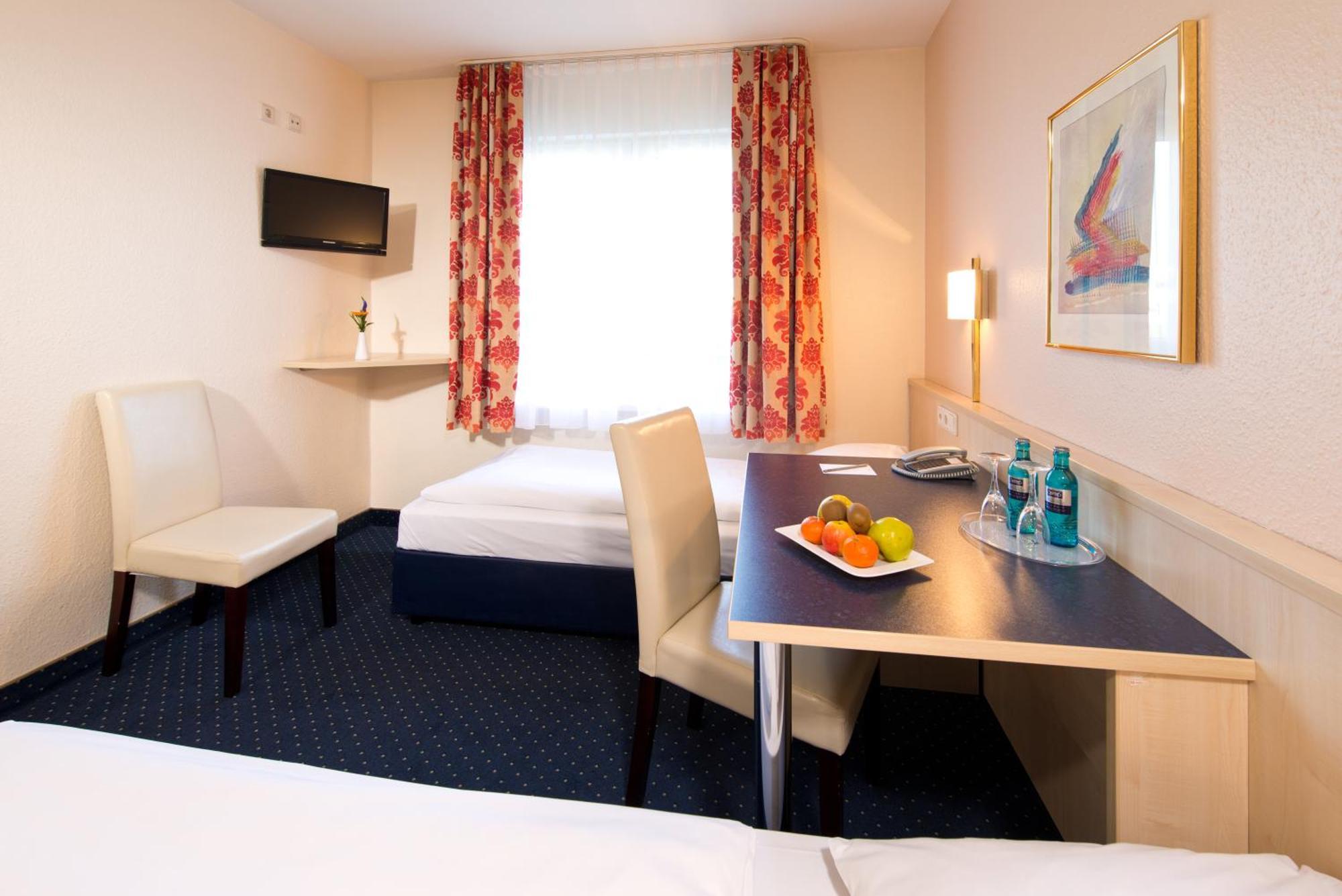 Achat Hotel Leipzig Messe Экстерьер фото